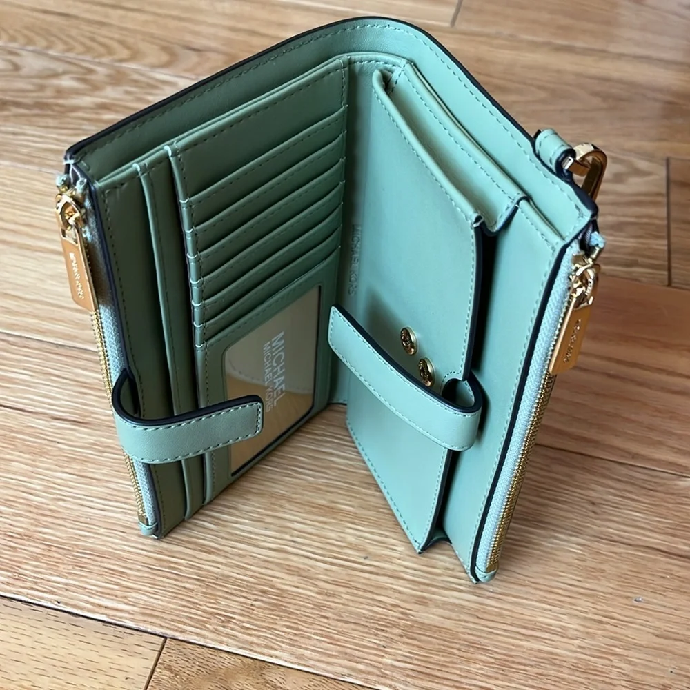 NWT MICHAEL KORS LARGE DOUBLE ZIP WRISTLET PHONE HOLDER